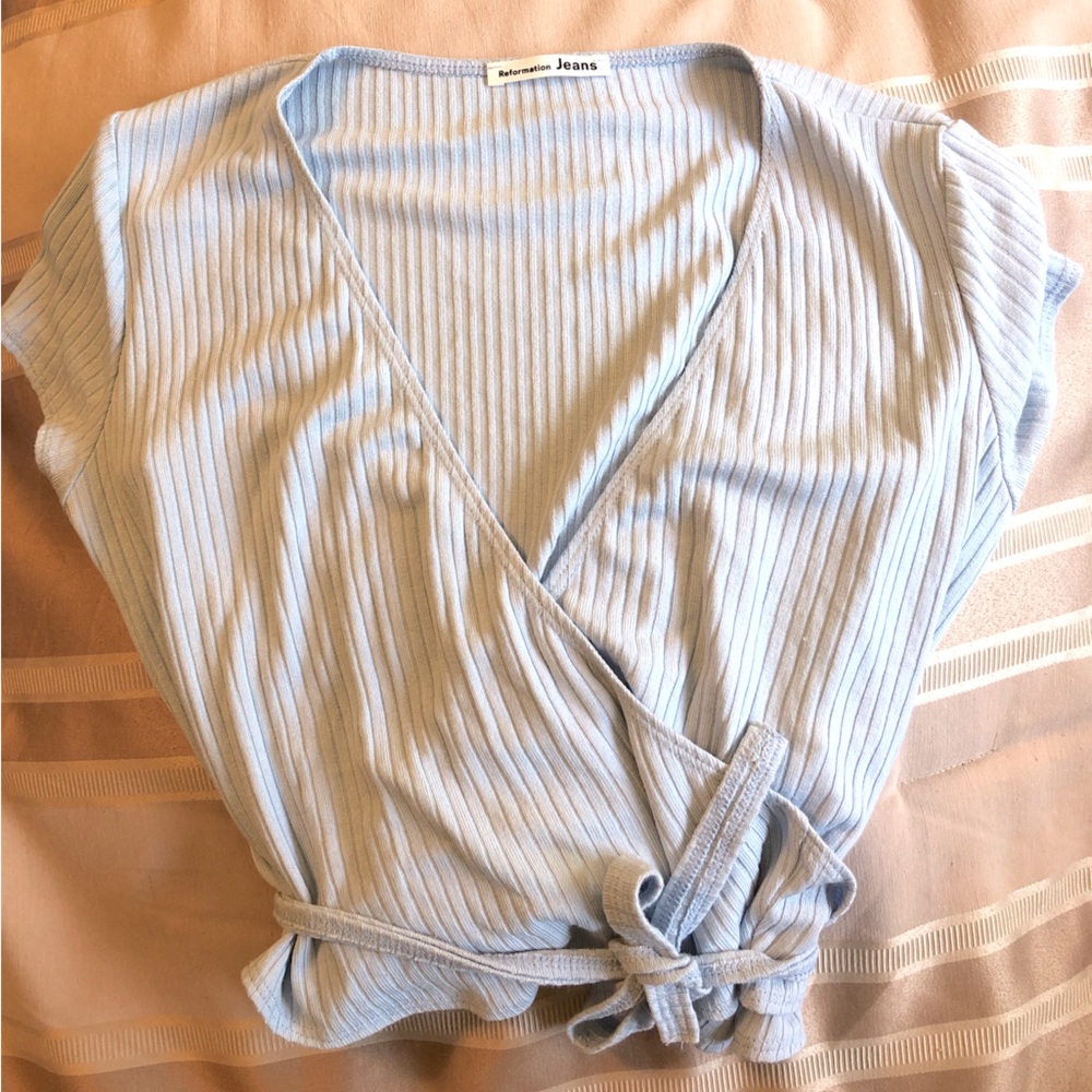 Reformation Jeans Flora top in sky blue size L